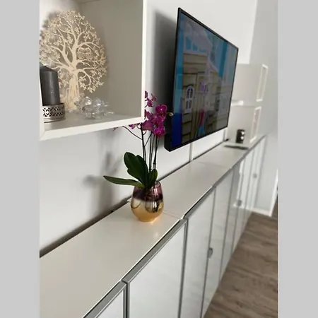 Staywell Xxl Fuer 7 I Parkplatz I Kueche I Netflix Paderborn Exterior photo